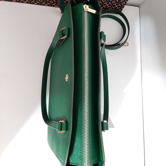 Nwt TB Emerson Small Tote - Picture 6 of 7